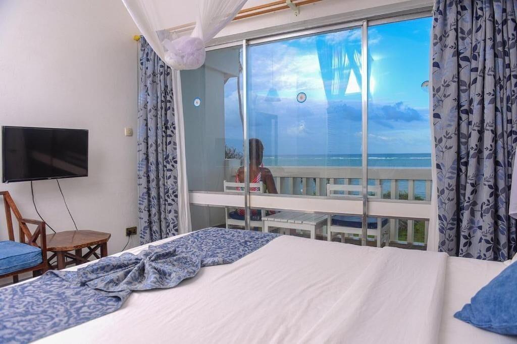 Mombasa Beach Hotel Екстер'єр фото