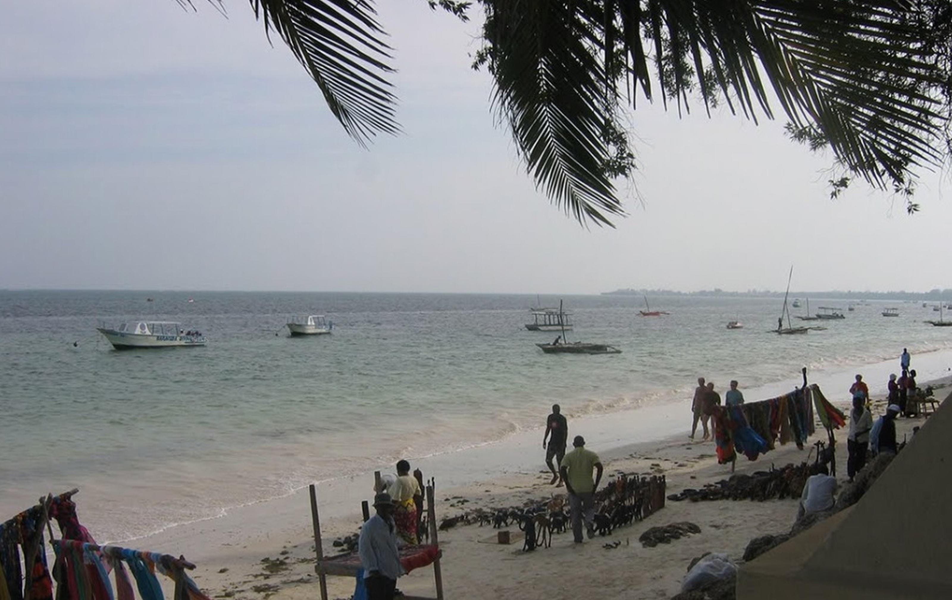 Mombasa Beach Hotel Екстер'єр фото