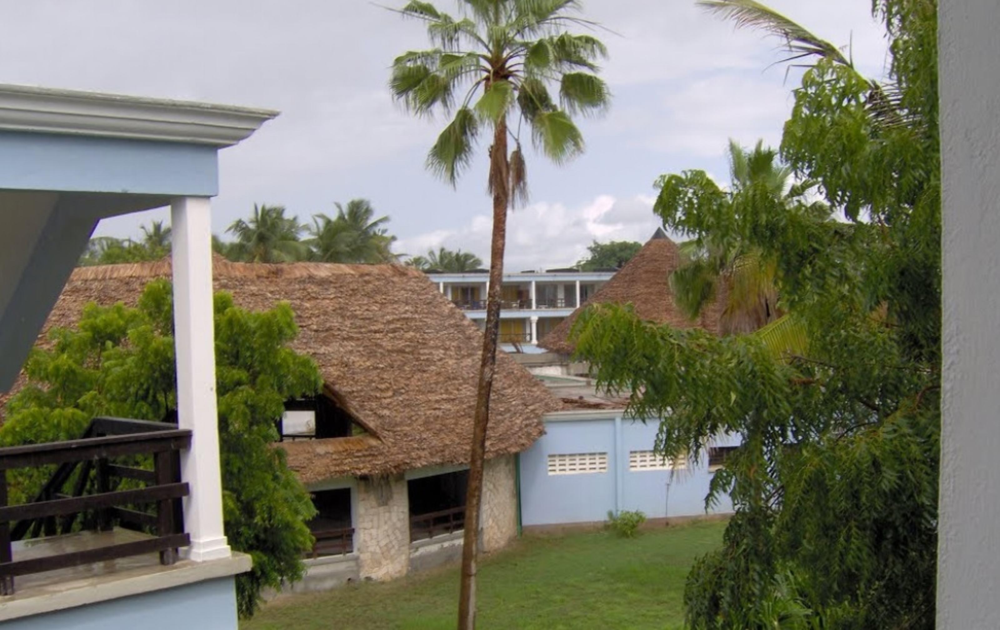 Mombasa Beach Hotel Екстер'єр фото