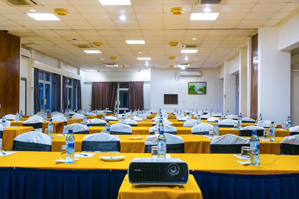 Mombasa Beach Hotel Екстер'єр фото